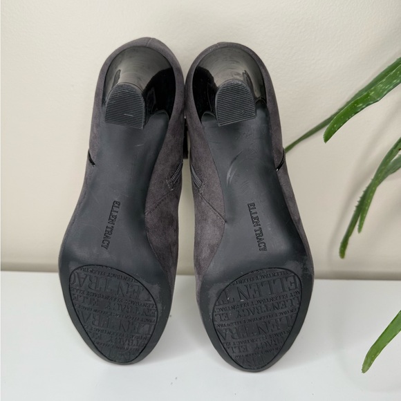 Ellen Tracy Grey Faux Suede Ankle Boots Women’s 7.5M Kitten Heel Zip Booties - Picture 5 of 13